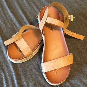 Nude Platform Sandles